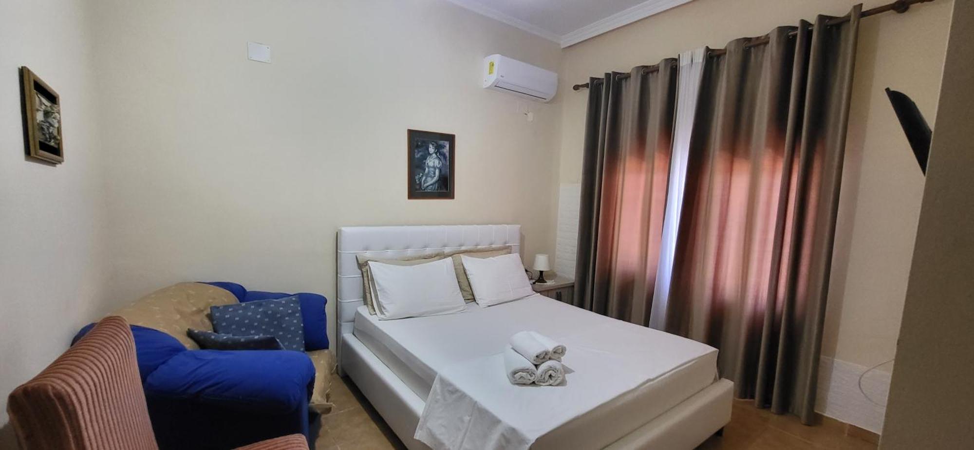 Jon Rooms Химара Экстерьер фото